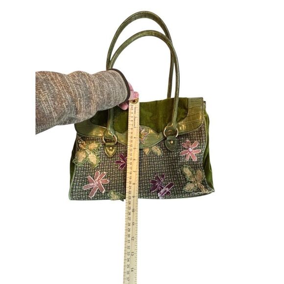 Vintage Green Floral Embroidered Handbag With Dual Handles & Croc Texture Accent - Picture 5 of 15